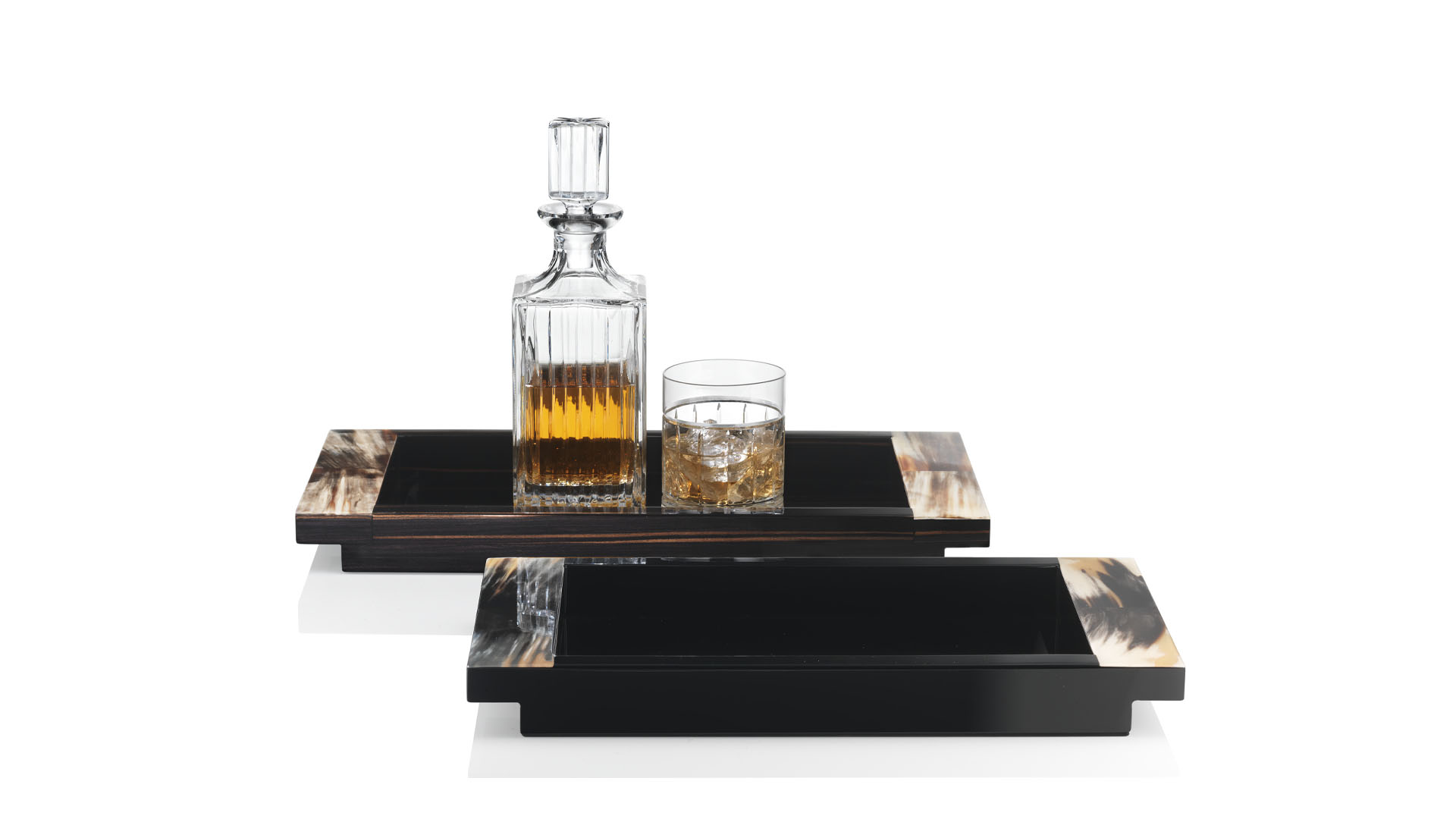 Tableware - Elia tray in horn and glossy ebony or black lacquer - cover - Arcahorn