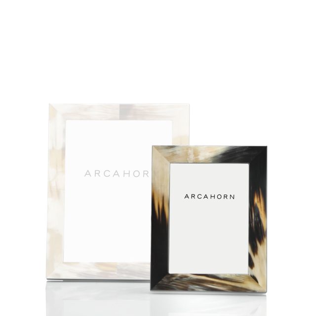 Picture frames  and boxes - Dafne picture frame in horn and black lacquered wood mod. 872 - Arcahorn