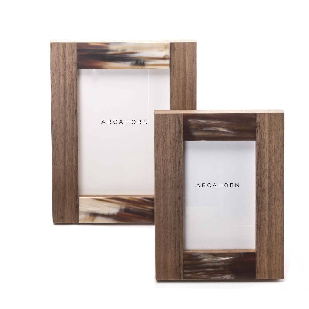 Picture frames and boxes - Medea picture frames in horn and Canaletto walnut veneer - cover - Arcahorn