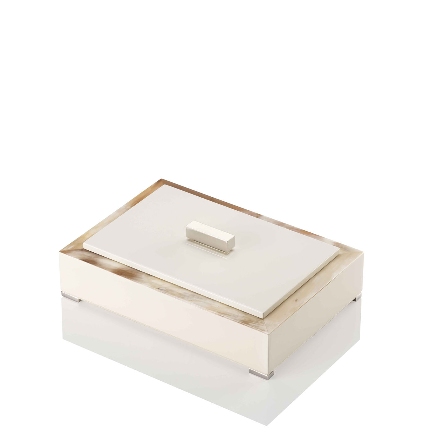 Picture frames and boxes - Selene box in horn and glossy ivory lacquered wood - ambiance picture - Arcahorn