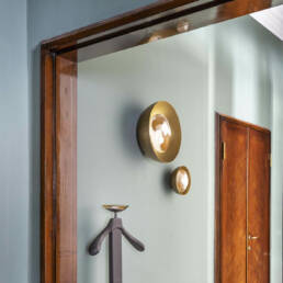 Lamps - Etna wall sconce in horn and satin brass - ambiance picture - Arcahorn