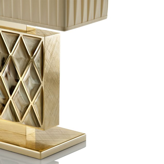 Lamps - Saba table lamp in hand engraved 24K gold plated brass. and horn - detail - Arcahorn