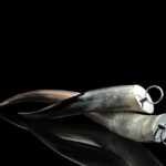 Sculptures - Pegaso sculpture in horn and chromed brass - cover - Arcahorn