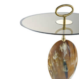 Tavoli e consolle - Macari tavolino in corno con top in vetro bronzato - dettaglio - Arcahorn