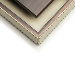Picture frames and boxes - Capricia box in horn, leather and Amara ebony veneer - detail - Arcahorn