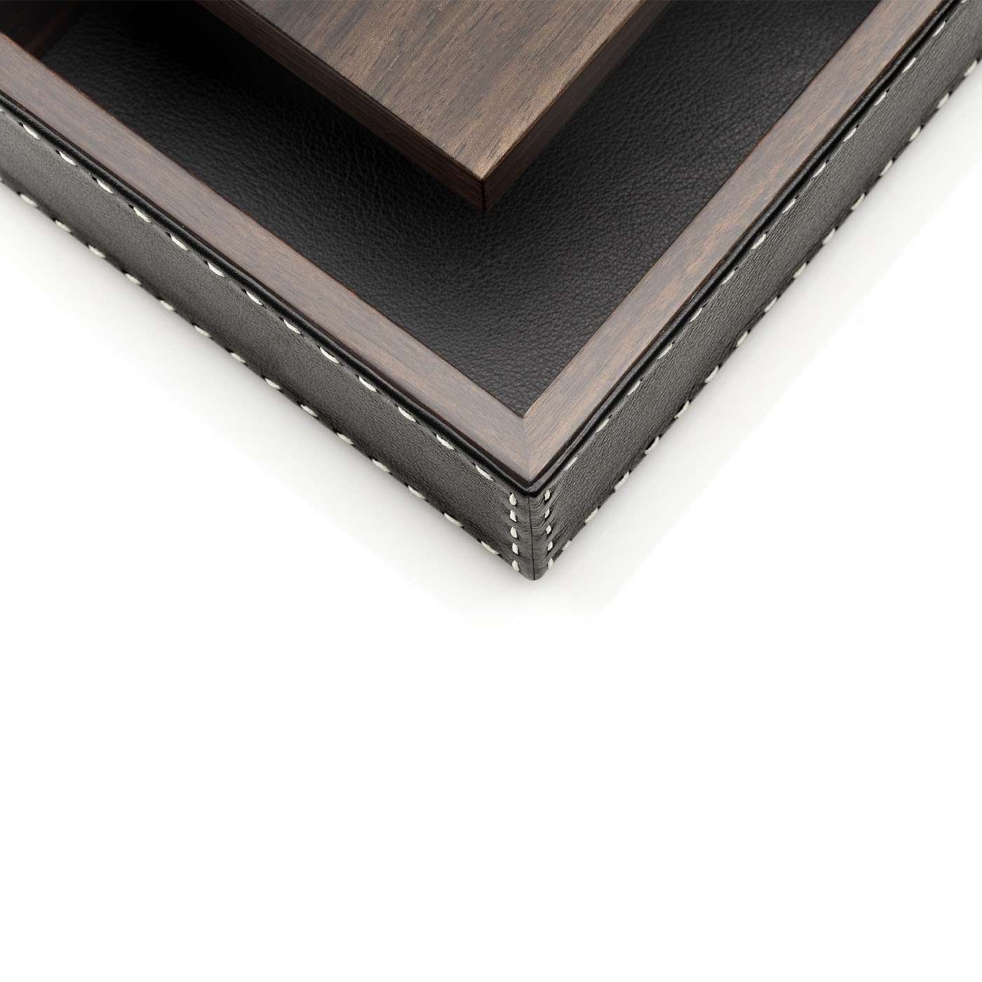 Picture frames and boxes - Capricia box in horn, leather and Amara ebony veneer - detail - Arcahorn