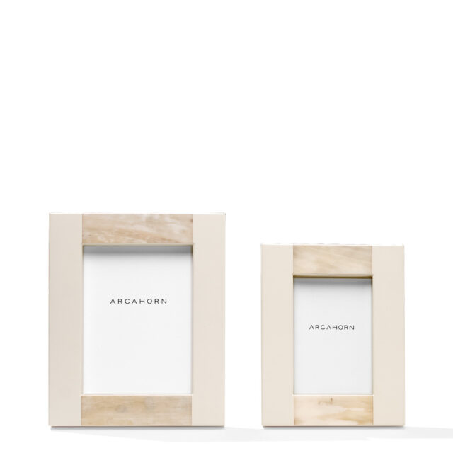 MEDEA PICTURE FRAMES