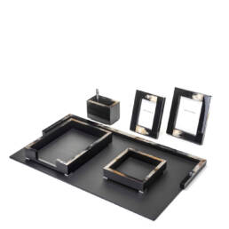 Picture frames and boxes - Medea picture frame in horn and glossy black lacquered wood - ambiance picture - Arcahorn