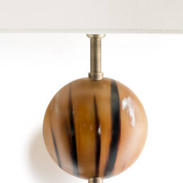 Lampade - Vittoria applique in corno opaco e ottone brunito - dettaglio - Arcahorn