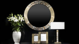 Wall mirrors - Astrid wall mirror in hand engraved 24k gold plated brass and horn - Arcahorn