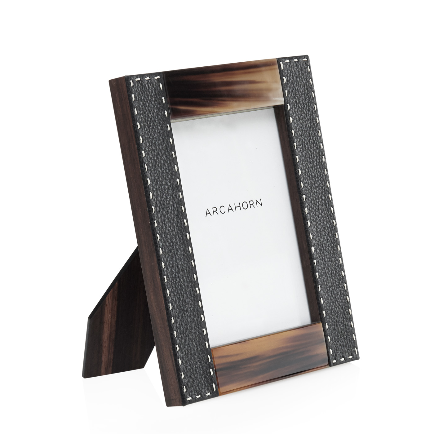 Picture frames and boxes - Dorotea picture frames in horn and Onyx colour leather - side view - Arcahorn