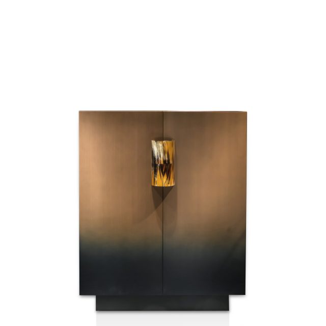 Cabinets and bookcases - Stresa cabinet in lacquered wood and horn - front - Arcahorn