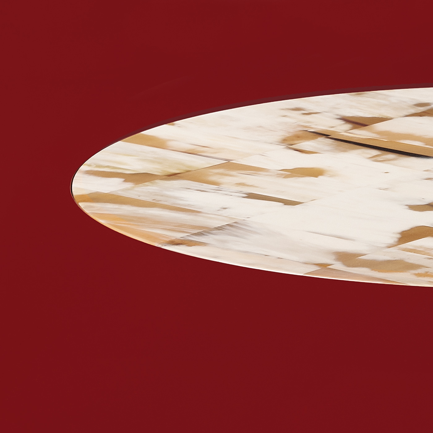 Tavoli e consolle - Tecla tavolo da pranzo in corno e legno laccato rosso dettaglio - Arcahorn