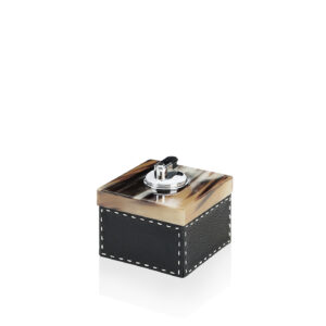 Ufficio e fumo - Leandro accendino in corno e pelle martellata Onyx mod. 4447 - Arcahorn