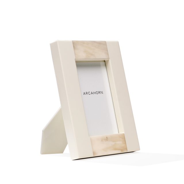Ivory picture frame MEDEA 16x21cm